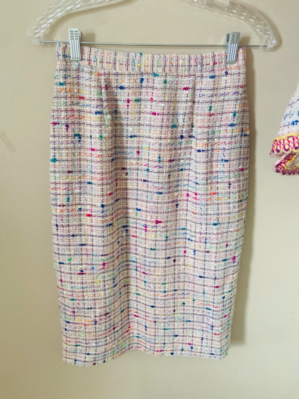 Vintage Union Made Tweed Skirt Suit Set Jeweled Button Pastel Boucle Size 4 - Picture 5 of 12